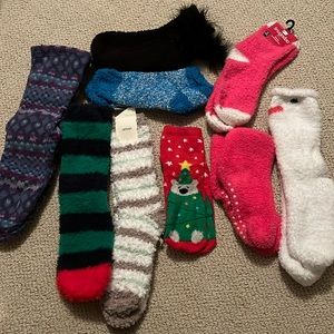 9 pair women’s “fuzzy socks”